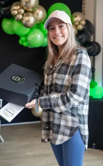 Patient testimonial praising emergency dental services at 360 Dental Lounge